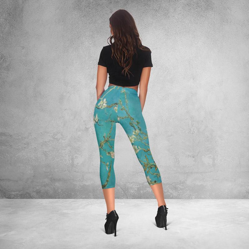 Fashionable Comfy Almond Blossom Capris-KaboodleWorld
